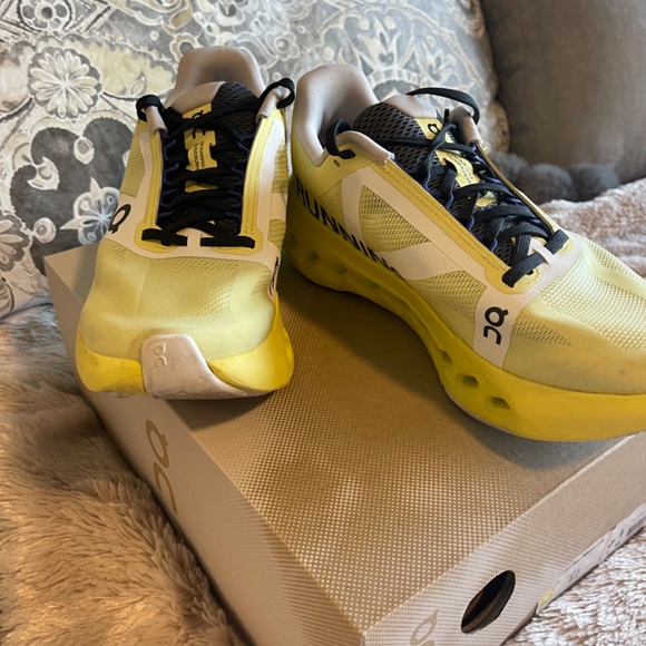 On Cloudsurfer Next Z5 Sneakers - Picture 9 of 12